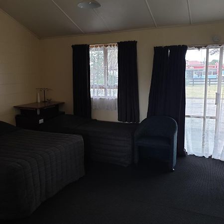 Castletown Motel Foxton Экстерьер фото